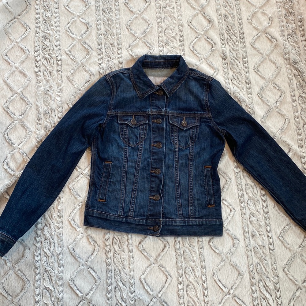 Denim jacket in excellent condition.
